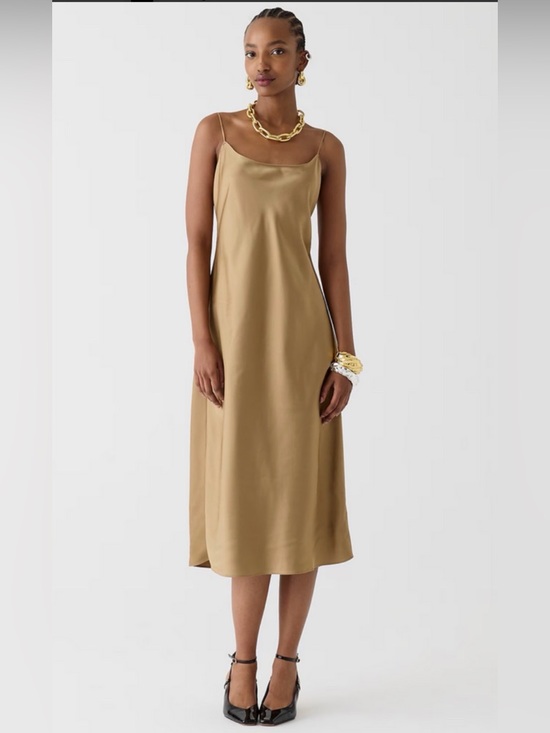 J. Crew Dresses & Skirts - NWOT J.Crew Gwyneth Slip Dress Champagne Sz 6